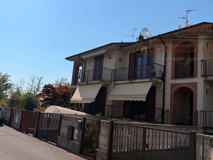 Casa quadrilocale in vendita in Via Leonardo Da Vinci, Centro, Ceranova