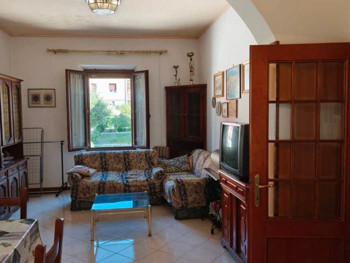 Appartamento con 5 locali in vendita in Via Romana, Torrenieri, Montalcino