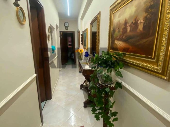 Appartamento con 6 locali in vendita in Via Caduti Sul Lavoro, Tommaso Natale, Palermo