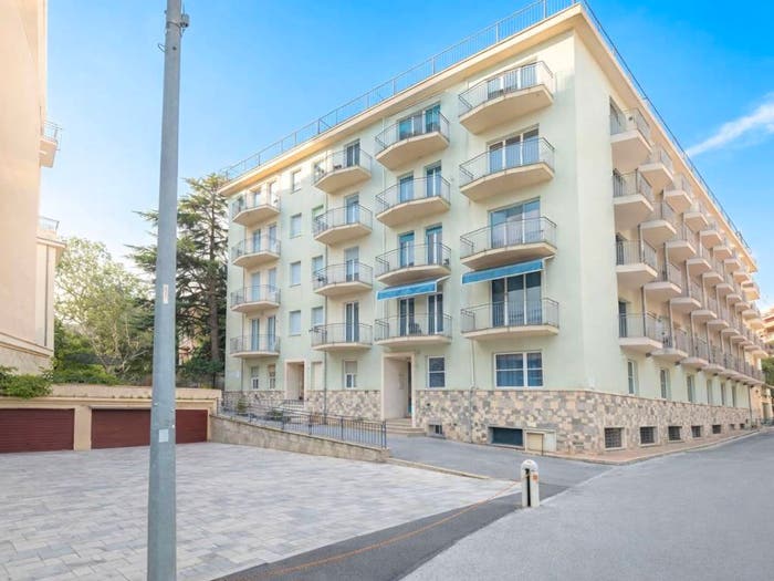 Appartamento trilocale in vendita in Via Leonardo da Vinci, Via Roma Borgo Barusso, Alassio