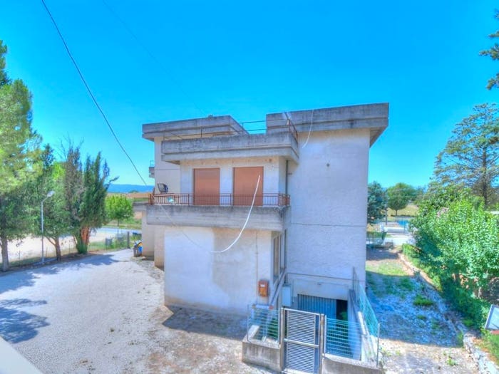 Casa con 6 locali in vendita in Strada di San Faustino, Ponte San Lorenzo, Narni