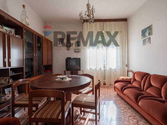 Appartamento bilocale in vendita in Via Cesare Battisti, Centro, Cupramontana