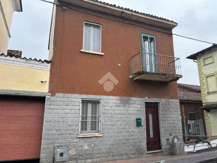 Casa bilocale in vendita in Via Cavallotti, Centro, Belgioioso
