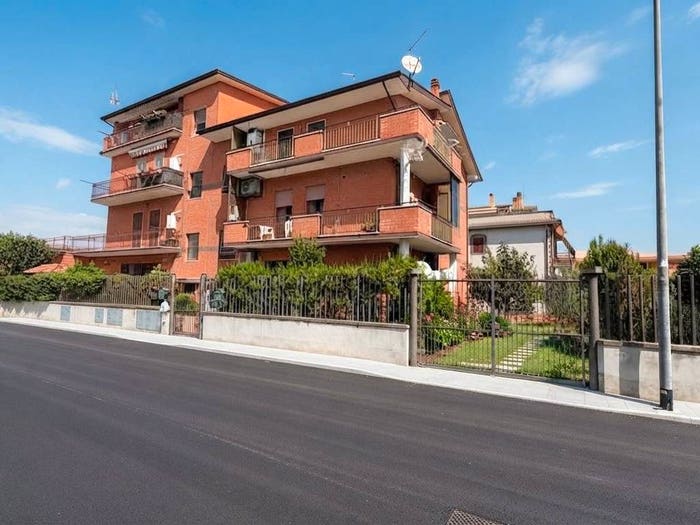 Appartamento trilocale in vendita in Via Massa di San Giuliano, Castelverde, Roma