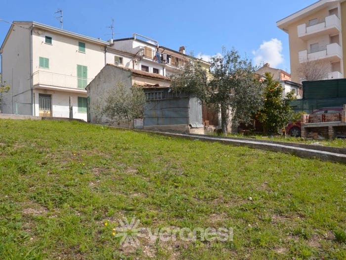 Casa con 6 locali in vendita in Via dei Piceni, Centro, Castel Frentano