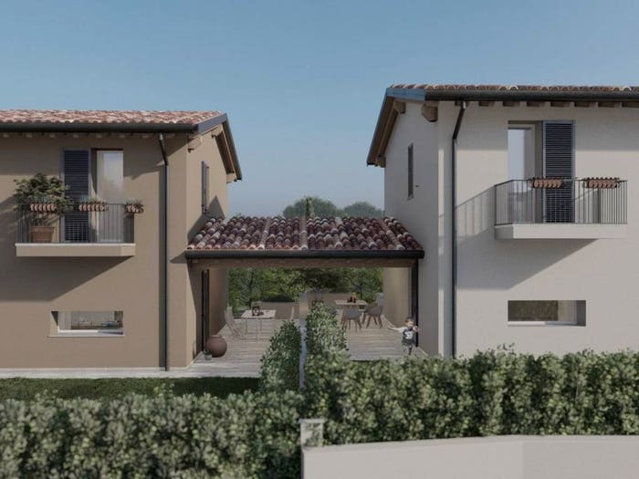 Casa quadrilocale in vendita in Via San Pietro, Entroterra, Desenzano del Garda
