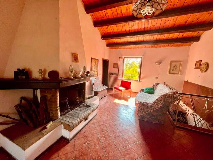 Casa con 6 locali in vendita in Gallignano, Ancona