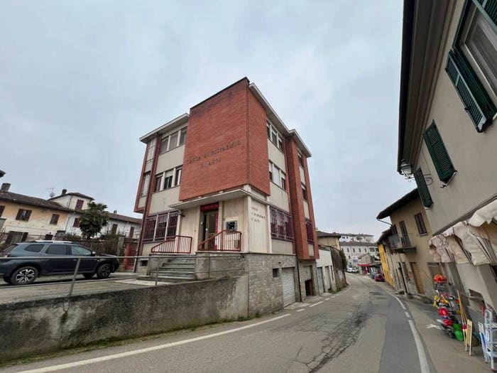 Appartamento quadrilocale in vendita in Via Giuseppe Garibaldi, Centro, Rocca d'Arazzo