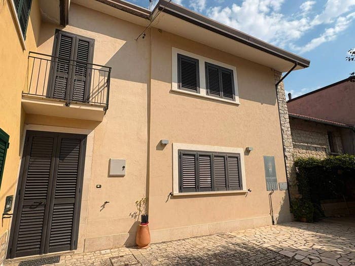 Casa con 6 locali in vendita in Via Fuoco, Pietrelcina