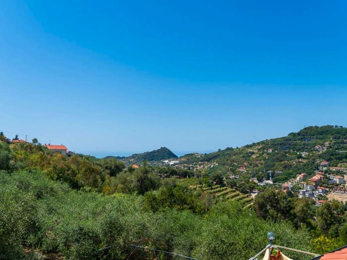 Casa trilocale in vendita in Centro, Vallebona