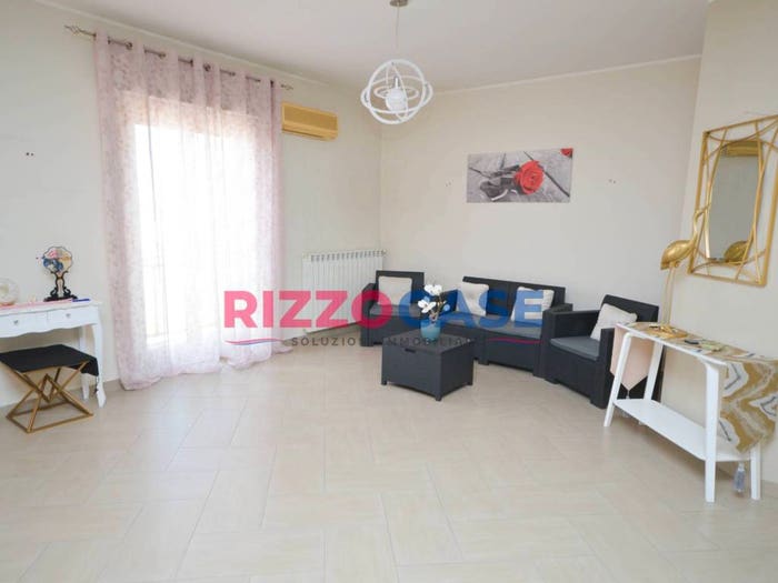 Appartamento con 5 locali in vendita in Via Nazionale, Rossano Stazione, CoriglianoRossano