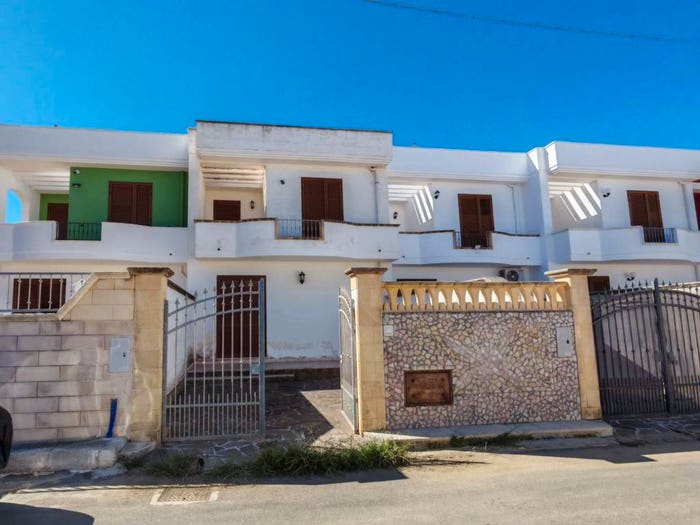 Casa quadrilocale in vendita in Via del Calamaro, Lendinuso, Torchiarolo