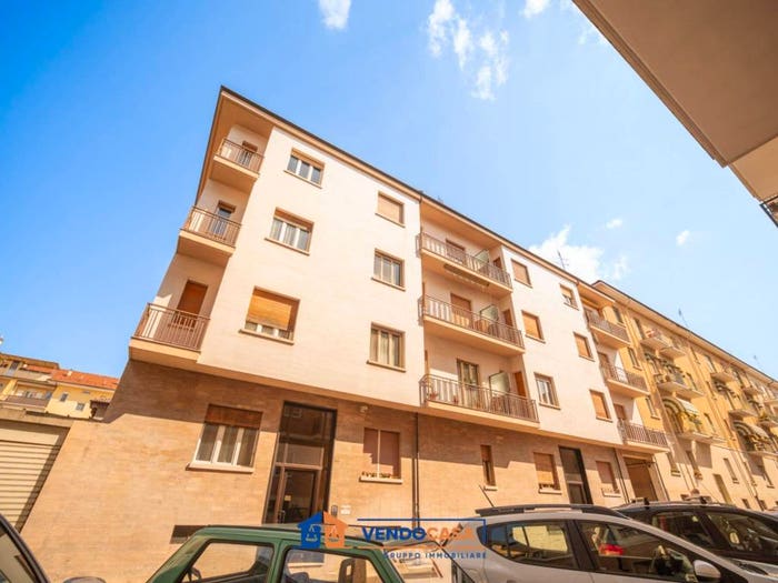 Appartamento trilocale in vendita in Via Giovanni Schiaparelli, Centro, Cuneo