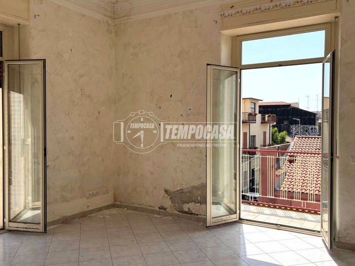 Appartamento trilocale in vendita in Via Etnea, Centro, Gravina di Catania