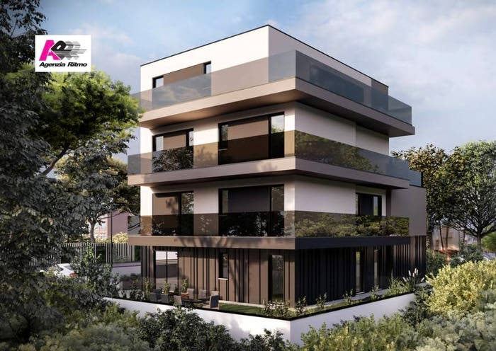 Appartamento con 5 locali in vendita in Viale Milazzo, Centro, Cervia