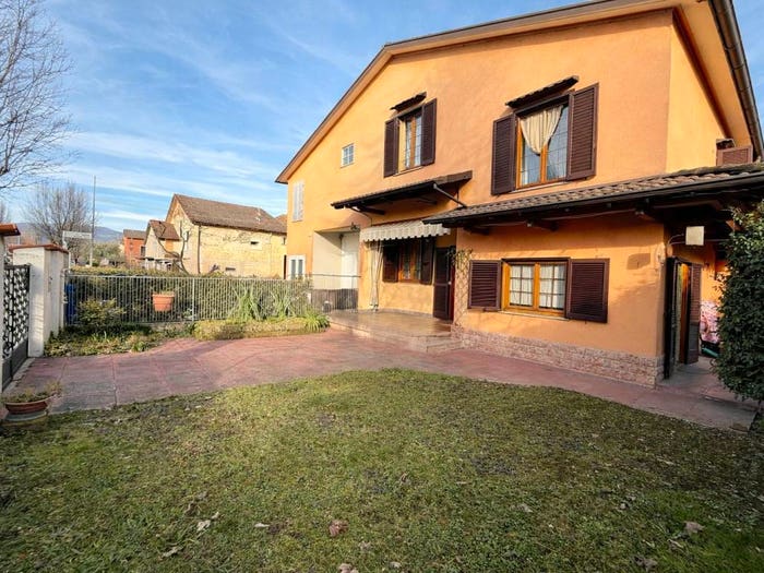 Casa con 5 locali in vendita in Traversa Sesta, Villaggio Badia, Brescia
