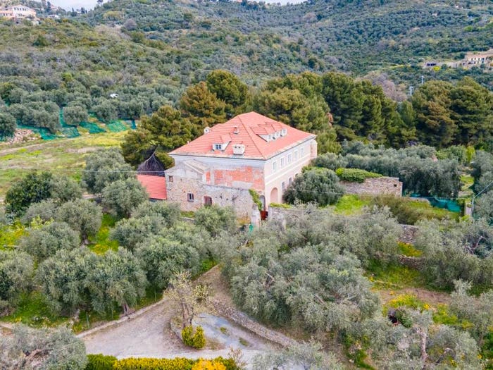 Casa in vendita in Via Delle Valli, Porto Maurizio, Imperia