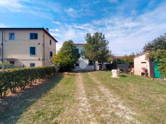 Casa trilocale in affitto in Viale Roma, Foligno