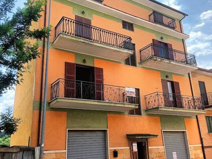 Casa con 5 locali in vendita in Via Roma, Montorio Romano