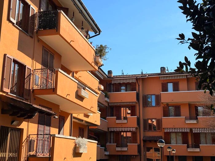 Appartamento trilocale in vendita in Via Annunciata, Sartirana Cassina Cicognola Sabbioncello, Merate