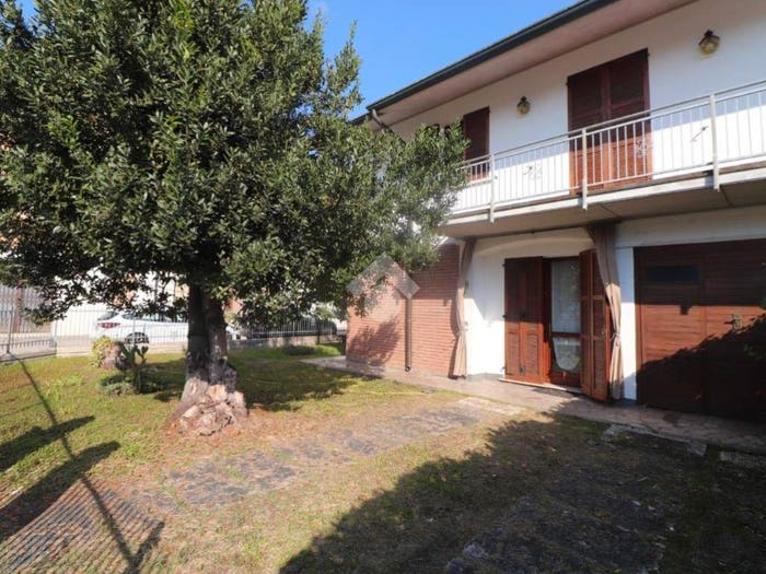 Casa con 5 locali in vendita in Via Unione Europea, Centro, Marmirolo