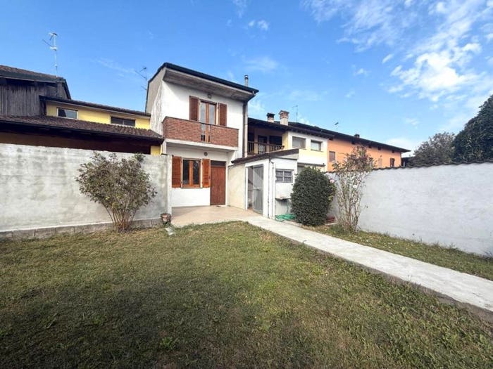 Casa quadrilocale in vendita in Via Villa Vetere, San Gabriele, Soncino