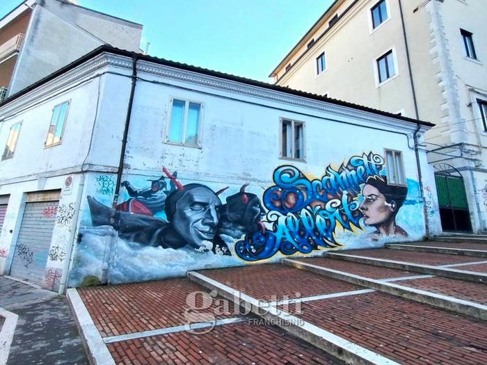 Casa con 6 locali in vendita in Via Isernia, Centro, Campobasso