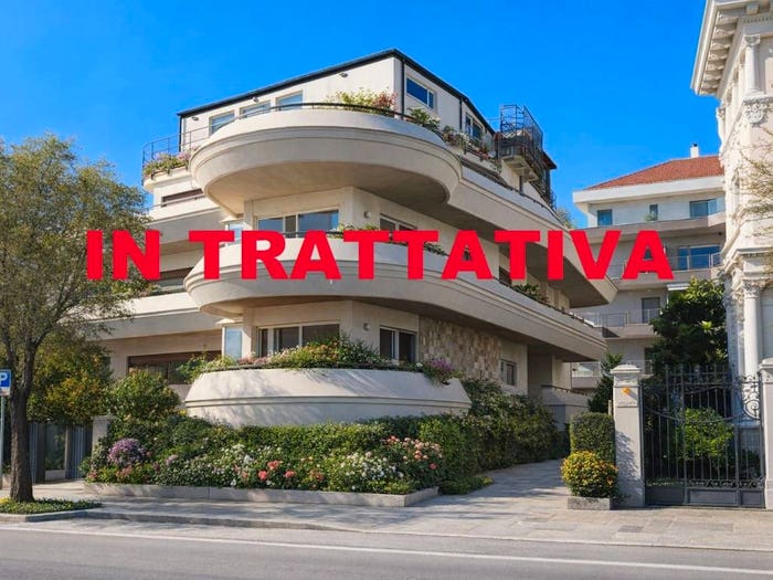 Casa in vendita in Viale della Riviera, Lungomare Strada Parco, Pescara