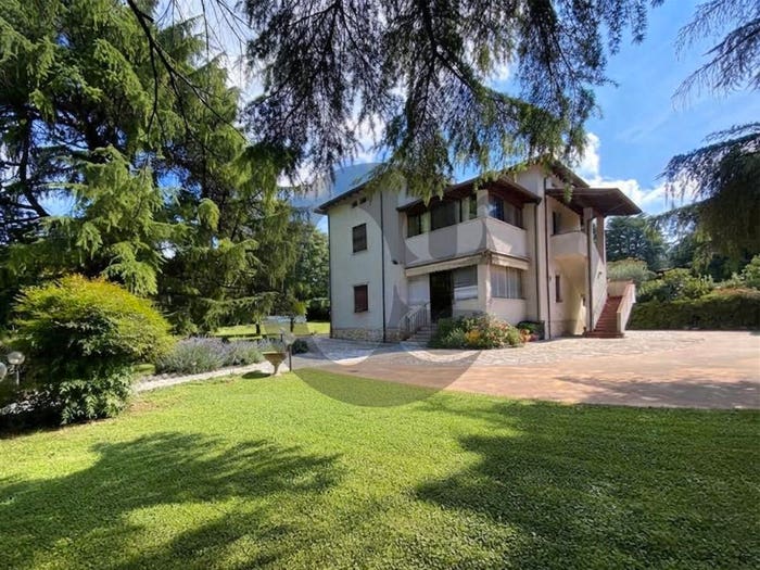 Casa con 6 locali in vendita in Via Marziale Cerutti, Lonato, Lonato del Garda