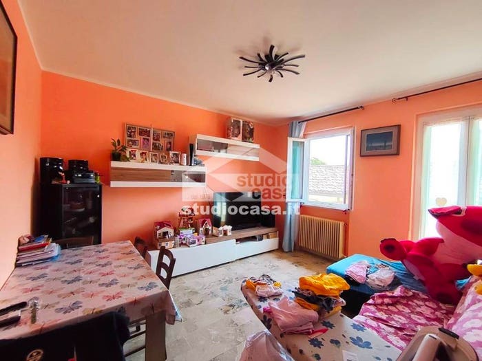 Appartamento trilocale in vendita in Via quartiere, Centro, Castelleone