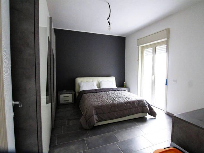 Casa quadrilocale in vendita in VIA APUANIA, Lentini
