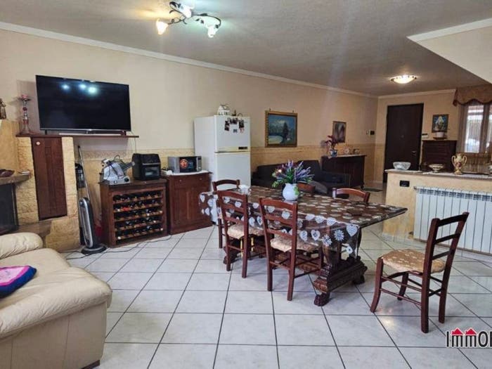 Casa con 5 locali in vendita in Agrestone Agrestino Querciolaia, Colle di Val d'Elsa