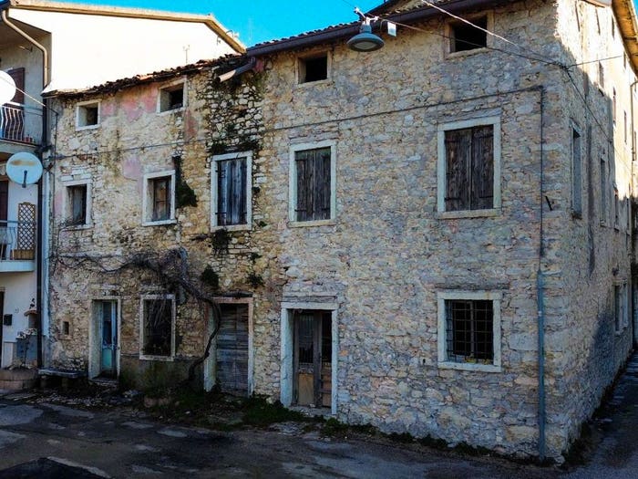 Case in Vendita e in Affitto - 3