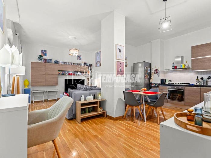 Appartamento bilocale in vendita in Via pompeo cambiasi, Casoretto, Milano
