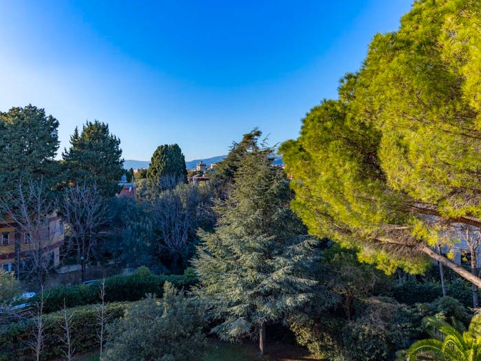 Appartamento bilocale in vendita in Via Cinque Maggio, Quarto, Genova