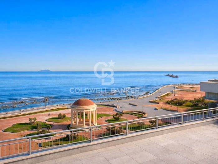 Casa monolocale in vendita in Viale Italia, Accademia Terrazza Mascagni, Livorno