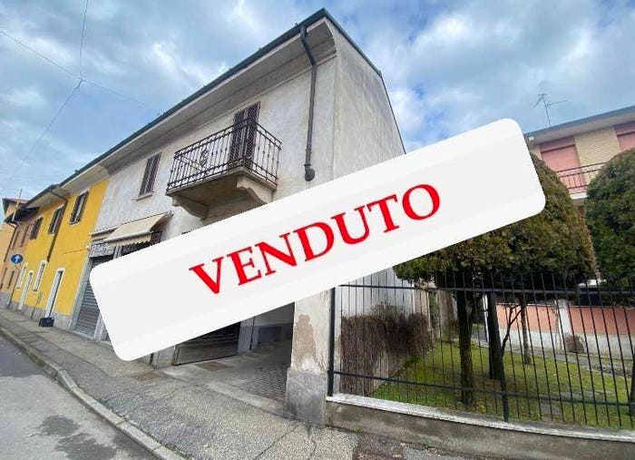 Appartamento bilocale in vendita in Via Pavia, Abbiategrasso