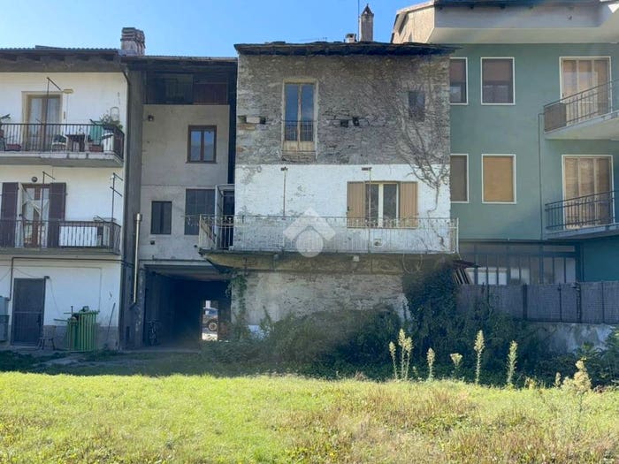Casa con 6 locali in vendita in Via Traforo, Centro, Bussoleno