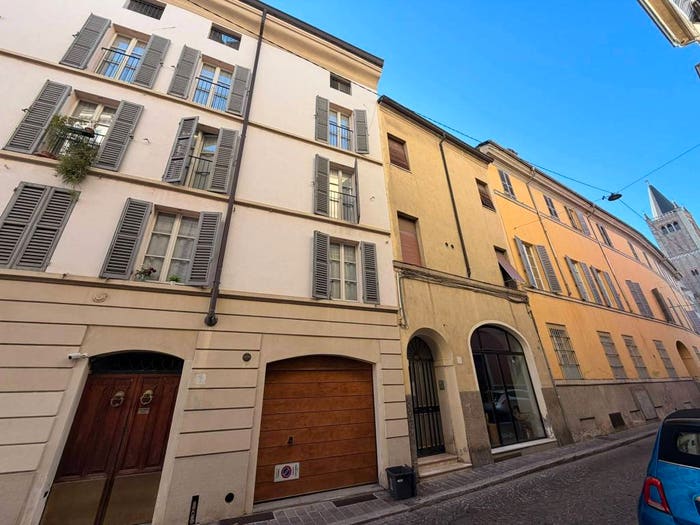 Appartamento monolocale in vendita in Strada San Nicolò, Centro Storico, Parma