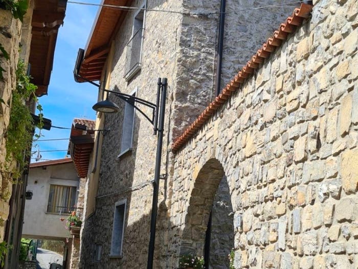 Casa trilocale in vendita in Siviano, Monte Isola
