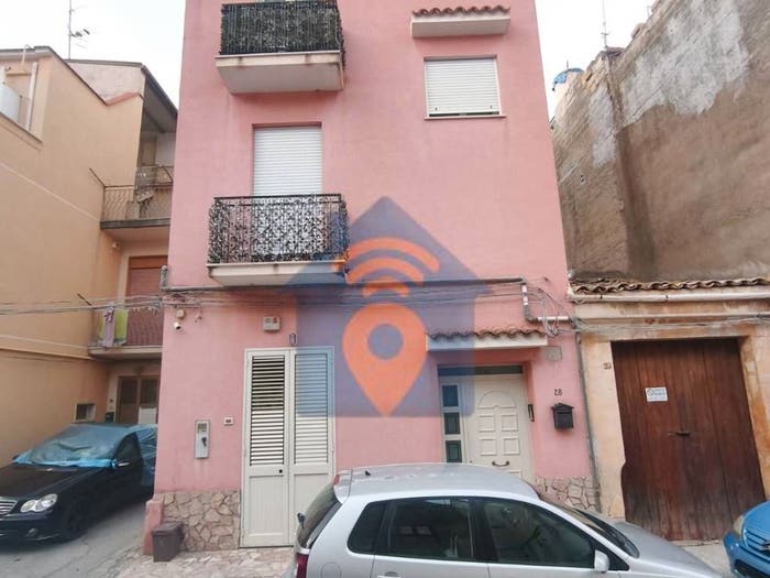 Casa con 6 locali in vendita in Via Giuseppe Denaro, Centro, Castelvetrano
