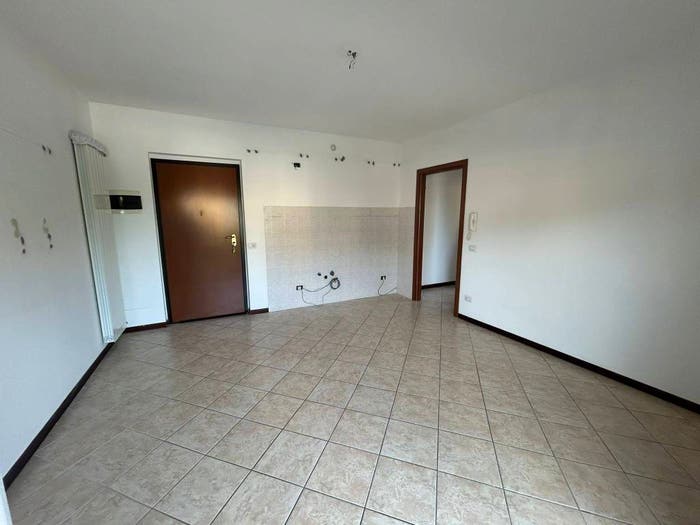 Appartamento bilocale in vendita in Via Don Osvaldo Bellomi, Mozzate