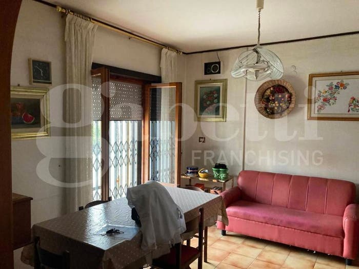 Appartamento quadrilocale in vendita in Piazza De Vita, Centro, Battipaglia