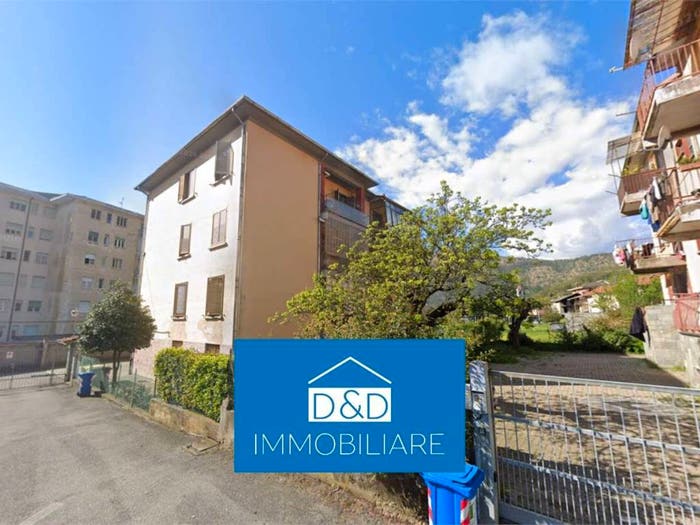 Appartamento quadrilocale in vendita in Via Borgonuovo, Centro, Germagnano