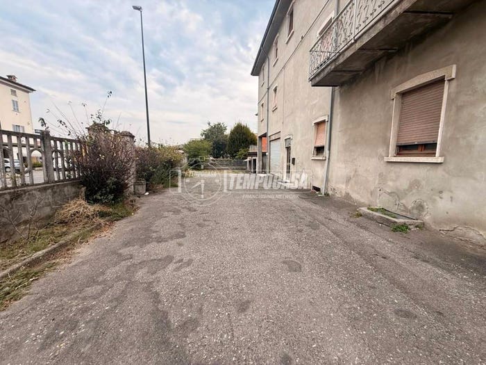 Casa con 6 locali in vendita in Piazza De Cristoforis, Borgonovo Valtidone, Borgonovo Val Tidone