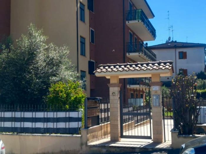 Appartamento trilocale in vendita in Via Carlo Cattaneo, Mentana