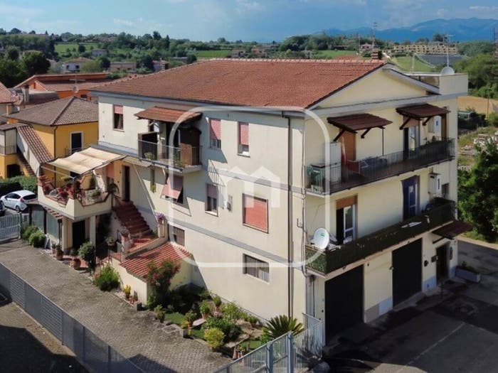 Appartamento trilocale in vendita in Via Toscana, Centro, Artena