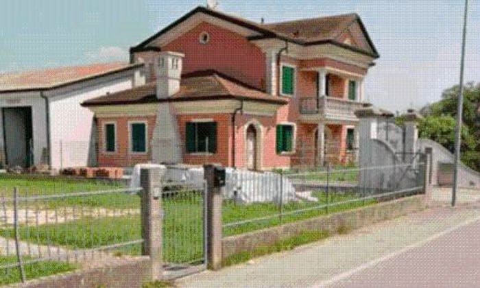 Casa con 6 locali in vendita in Via Antonio Pacinotti, Area PIP, Ariano nel Polesine