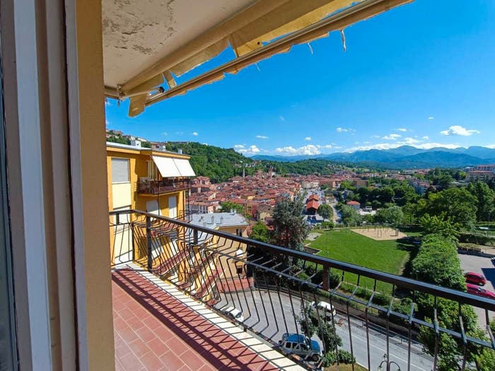 Casa con 6 locali in vendita in Via Pietro Delvecchio, Altipiano, Mondovì