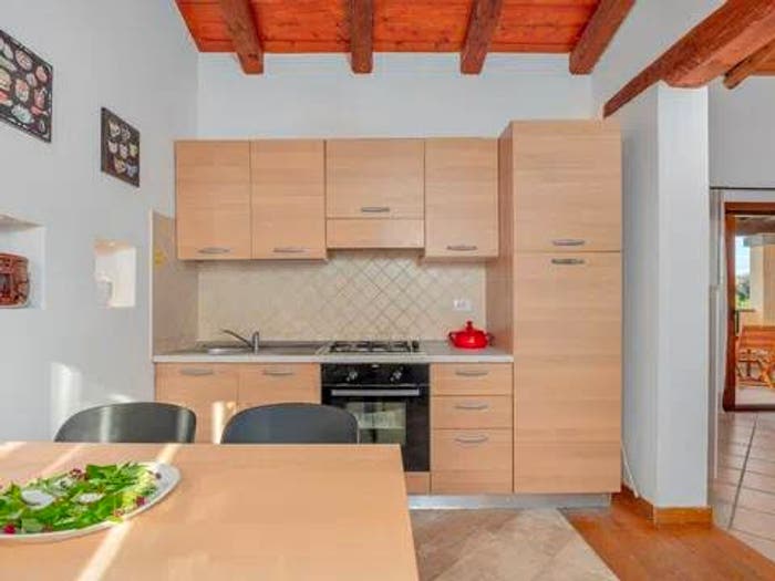 Appartamento trilocale in vendita in Via Degli Iris, Golfo Aranci